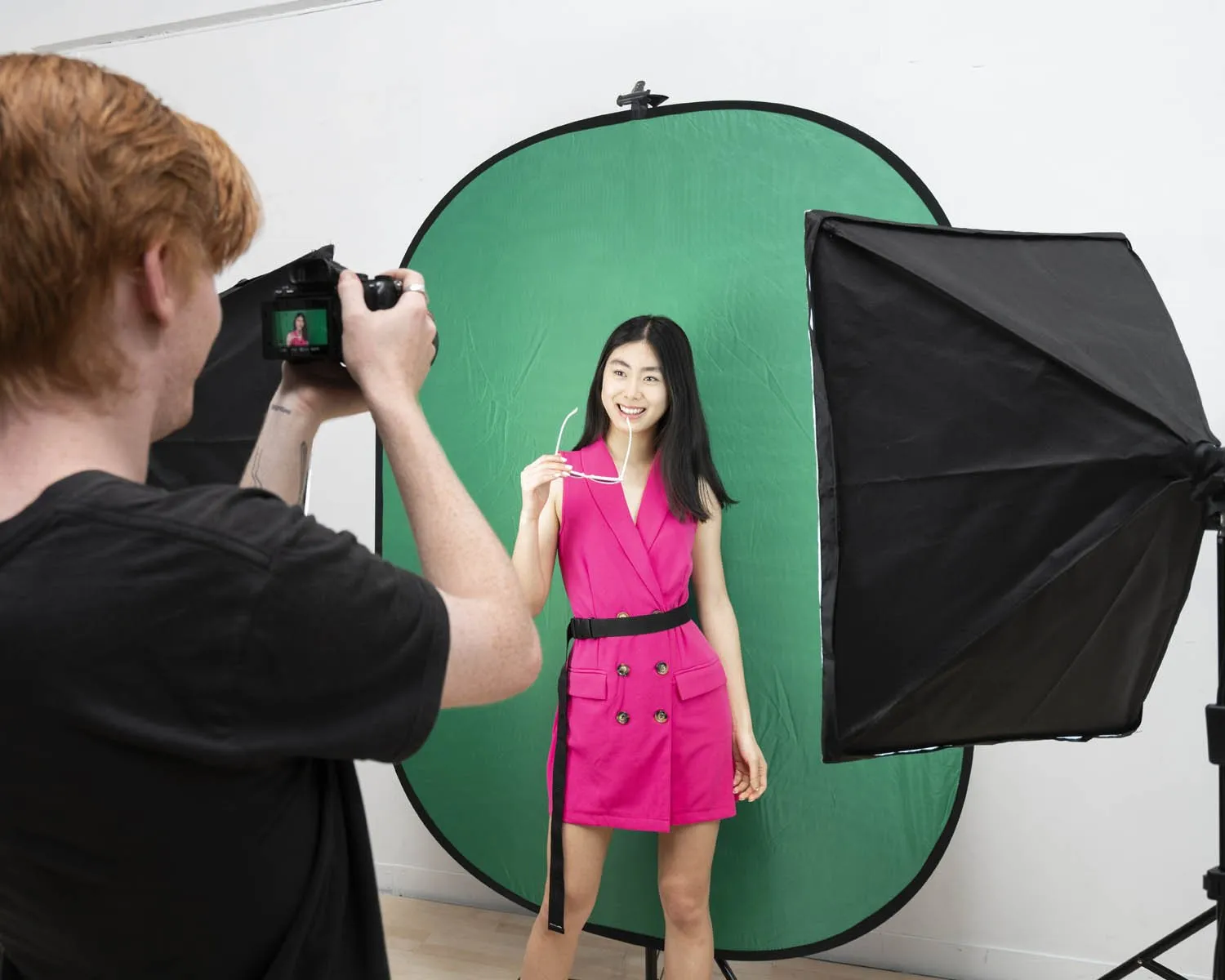 Digital Media Green Screen Kit With Pop Up Backdrop & Double 'Illuminate Mate' Softbox - Bundle