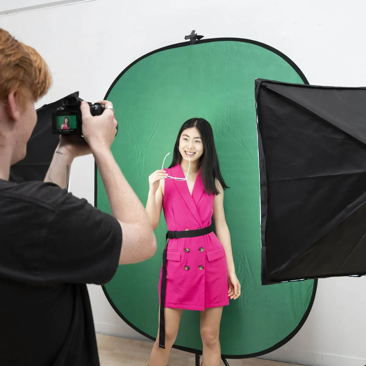 Digital Media Green Screen Kit With Pop Up Backdrop & Double 'Illuminate Mate' Softbox - Bundle