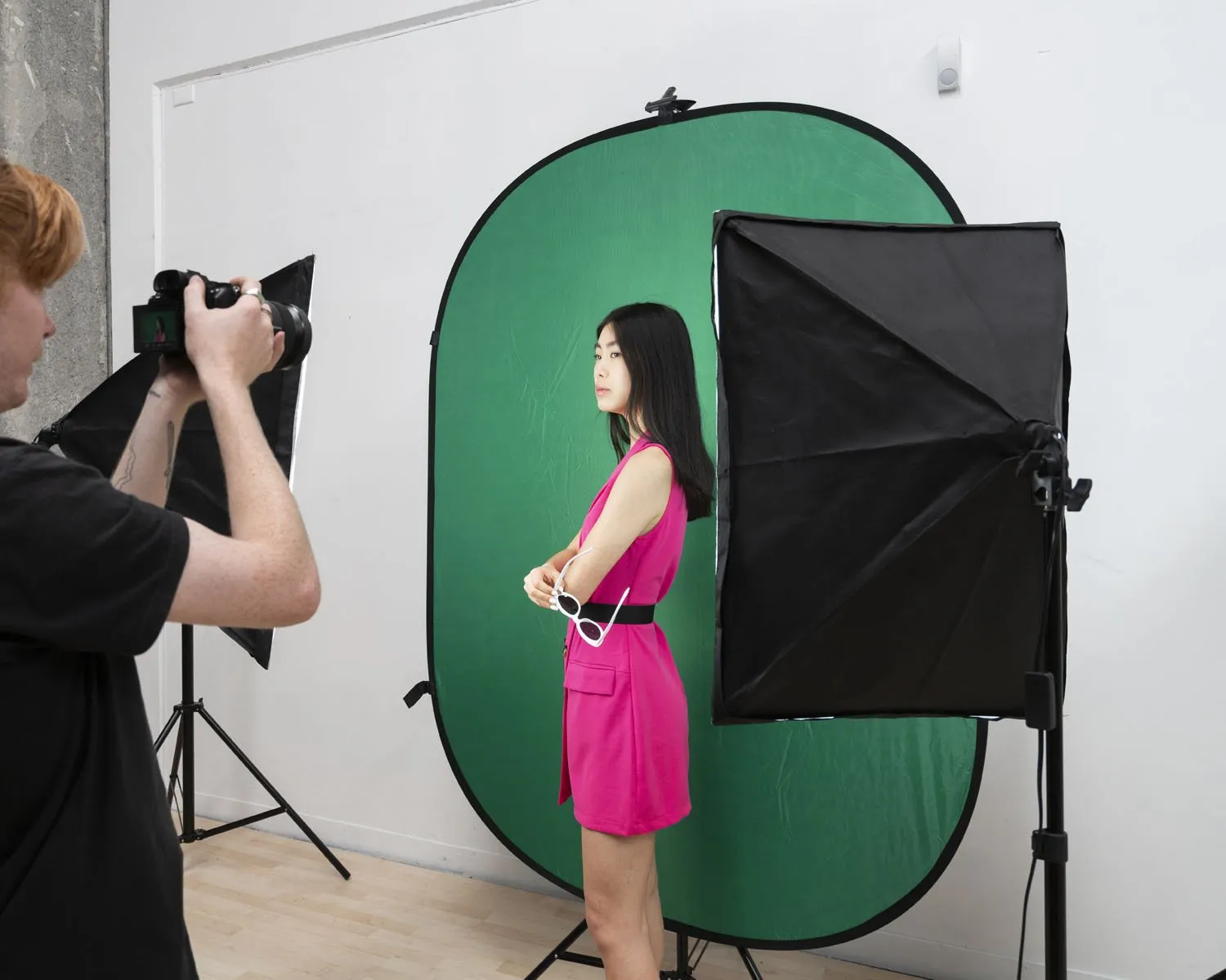 Digital Media Green Screen Kit With Pop Up Backdrop & Double 'Illuminate Mate' Softbox - Bundle